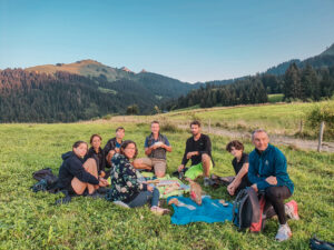 apéro dinatoire au milieu de la nature